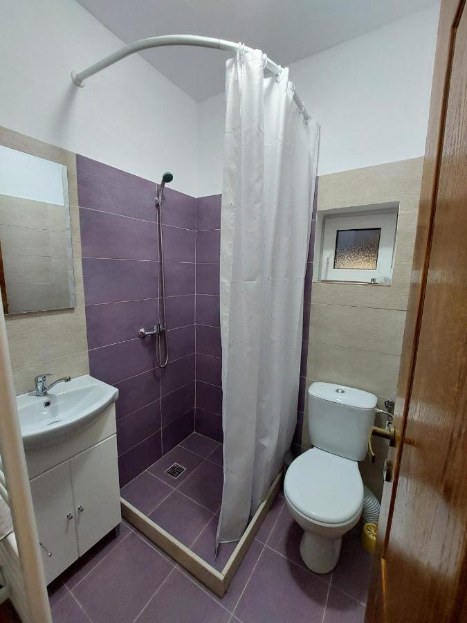 Casuta De Sub Munte Cartisoara Villa Exterior photo