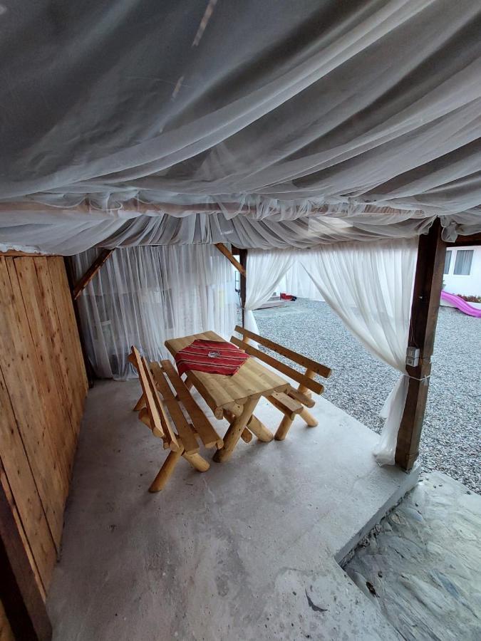 Casuta De Sub Munte Cartisoara Villa Exterior photo