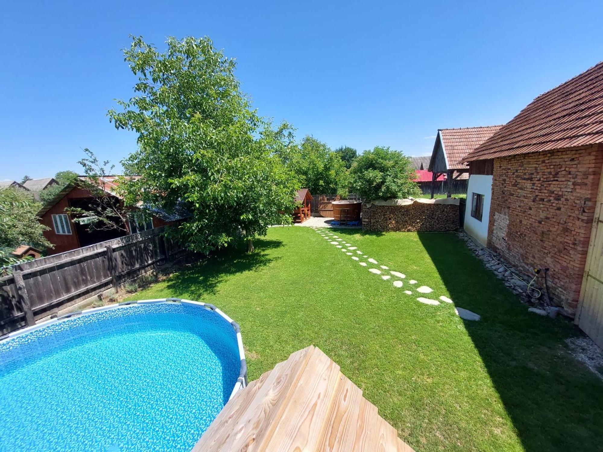 Casuta De Sub Munte Cartisoara Villa Exterior photo